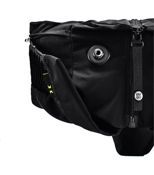 Airbag Helm 2.0 + Cover Monogram