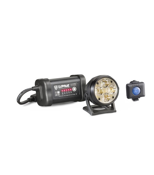 Wilma R 7 3200 Lumen